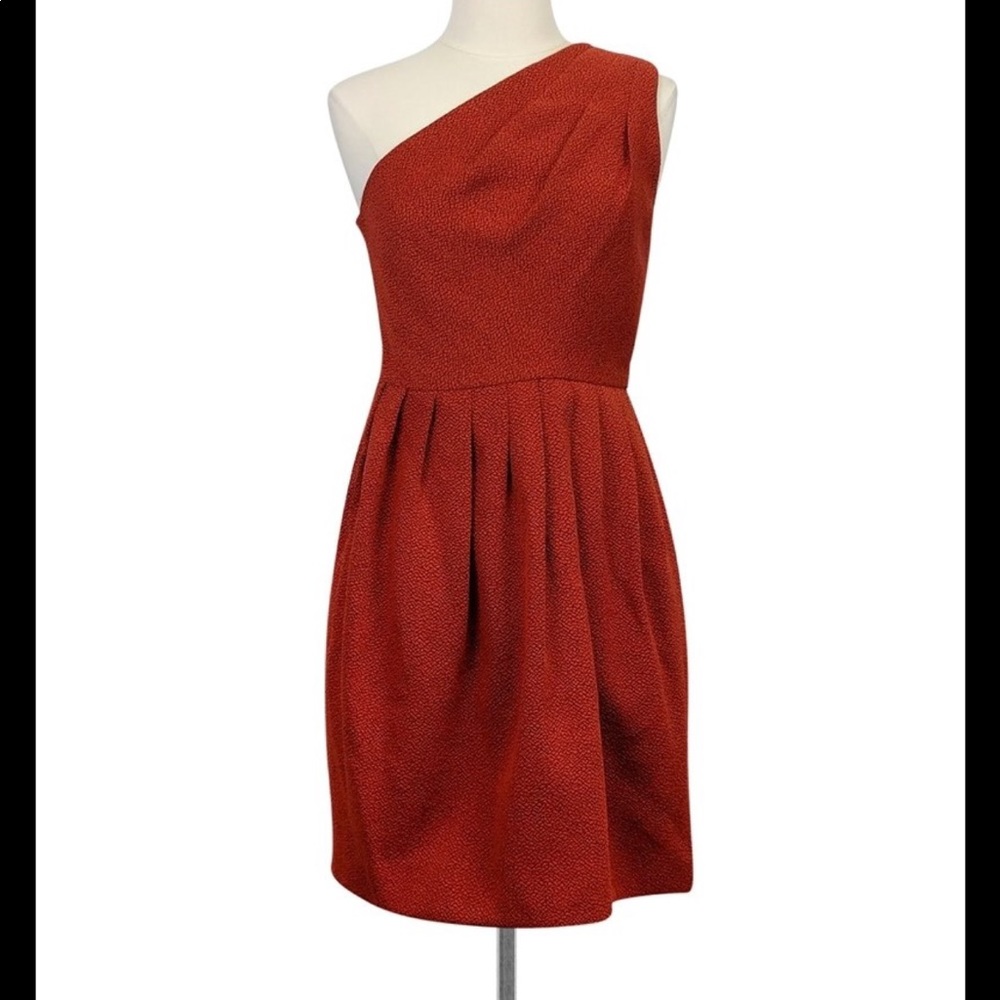 One shoulder orange dress in great condition